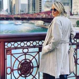 Meet your Posher, Hillary